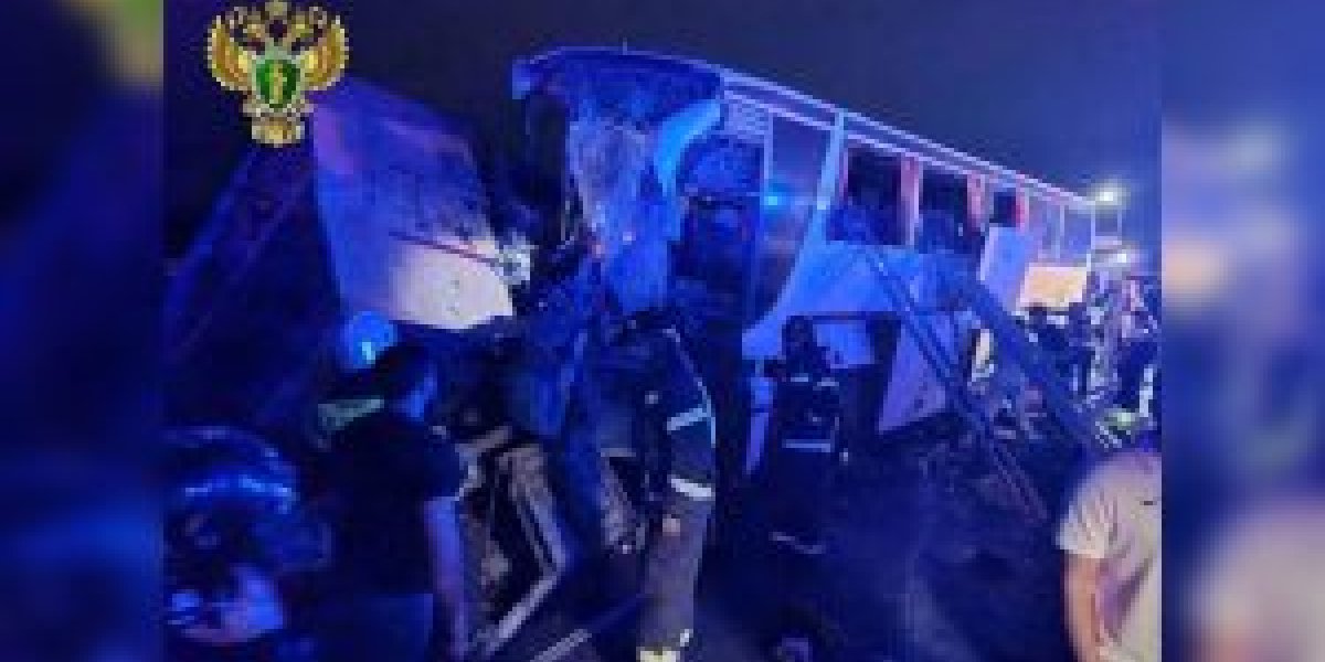 Крупное ДТП с автобусом и КамАЗом на Ставрополье: 6 погибших и 38 пострадавших (ФОТО)