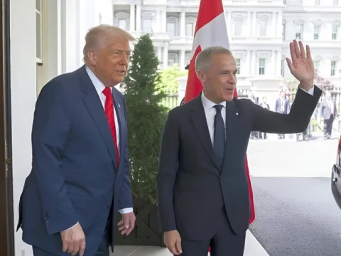 Премьер Канады пообещал зеркальный ответ на высокие пошлины США Премьер Канады пообещал зеркальный ответ на высокие пошлины США