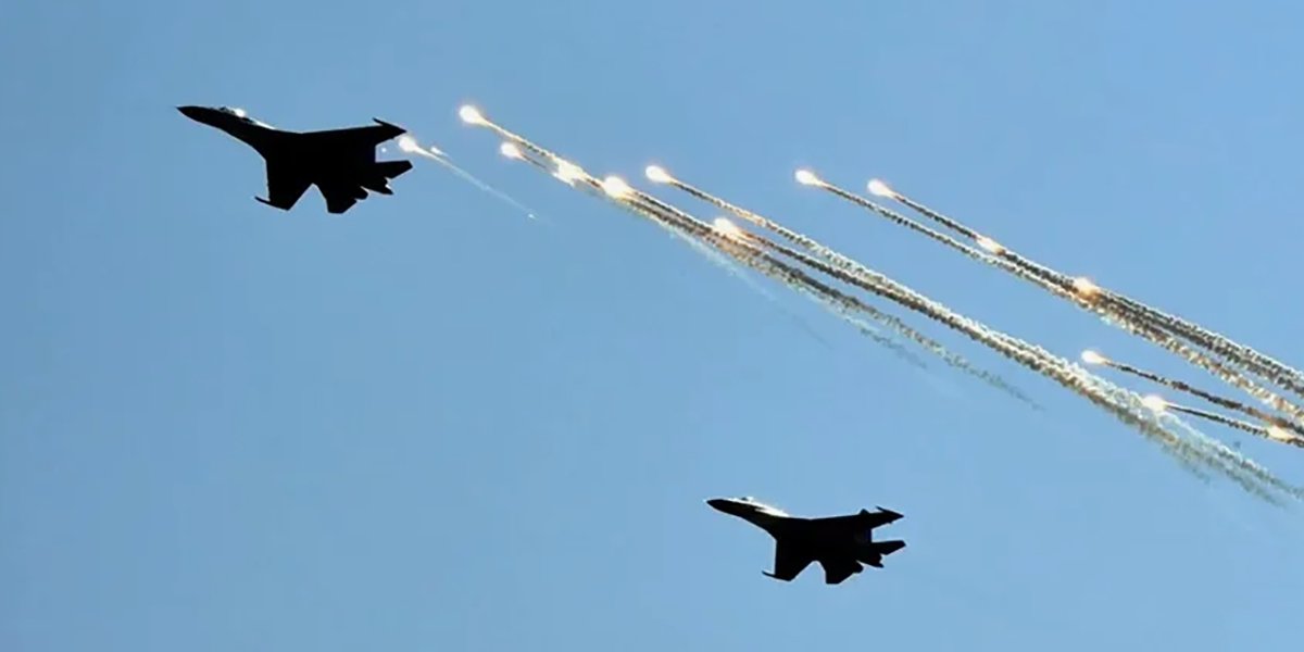 Истребитель РФ за один бой уничтожил два Су-27 ВСУ Истребитель РФ за один бой уничтожил два Су-27 ВСУ