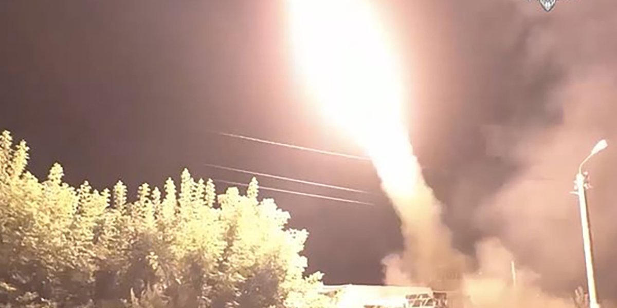 Термобарический «будильник» для ВСУ: ВС РФ нанесли удары по целям в Одессе и Запорожье — сводка СВО от Юрия Подоляки 07.08.2026 (ВИДЕО) Термобарический «будильник» для ВСУ: ВС РФ нанесли удары по целям в Одессе и Запорожье — сводка СВО от Юрия Подоляки 07.08.2026 (ВИДЕО)