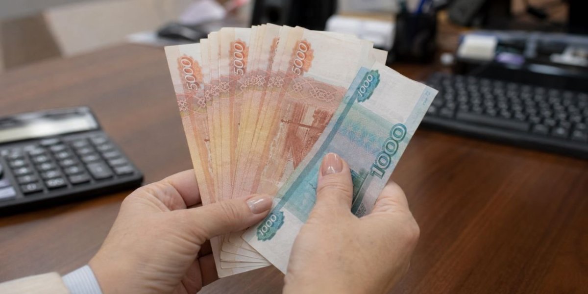 Реальные зарплаты в России выросли на 6,3% за первый квартал 2026 года — заявление Путина на ВЭФ, безработица упала до 2,3% Реальные зарплаты в России выросли на 6,3% за первый квартал 2026 года — заявление Путина на ВЭФ, безработица упала до 2,3%
