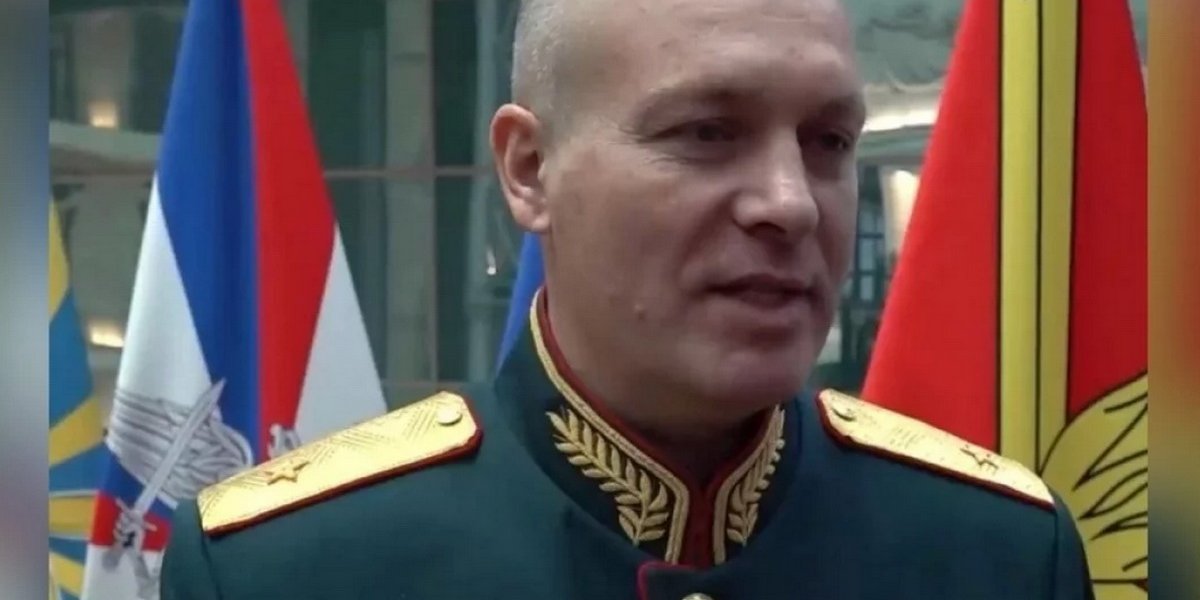 В зоне СВО погиб Герой России генерал Антон Грунис: его наградили всего две недели назад В зоне СВО погиб Герой России генерал Антон Грунис: его наградили всего две недели назад