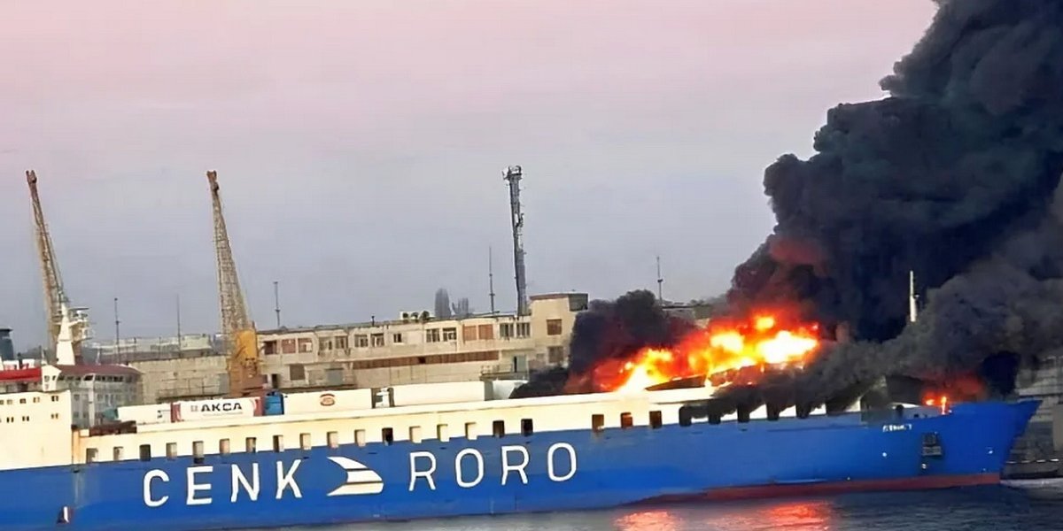 ВС РФ атаковали сухогрузы, пытавшиеся прорвать блокаду черноморских портов Украины