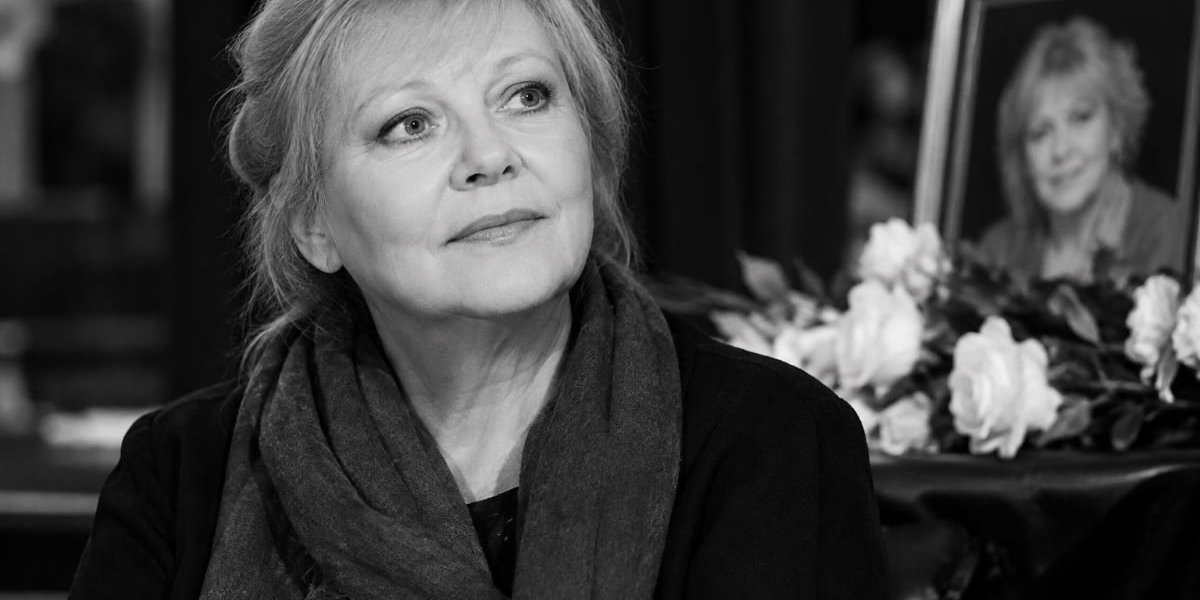 Причина смерти Екатерины Дроновой: актриса из «Каменской» и «Улиц разбитых фонарей» сгорела от лейкемии за два месяца Причина смерти Екатерины Дроновой: актриса из «Каменской» и «Улиц разбитых фонарей» сгорела от лейкемии за два месяца