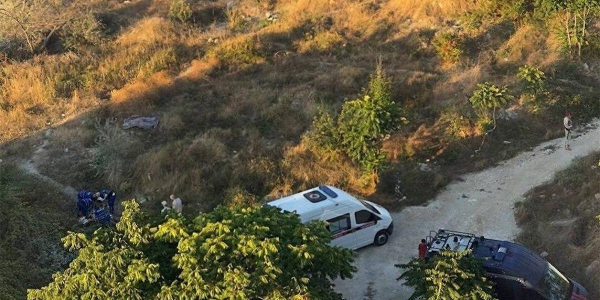 Два взрыва за 200 метров: в Севастополе подорвали автомобиль с водителем Два взрыва за 200 метров: в Севастополе подорвали автомобиль с водителем