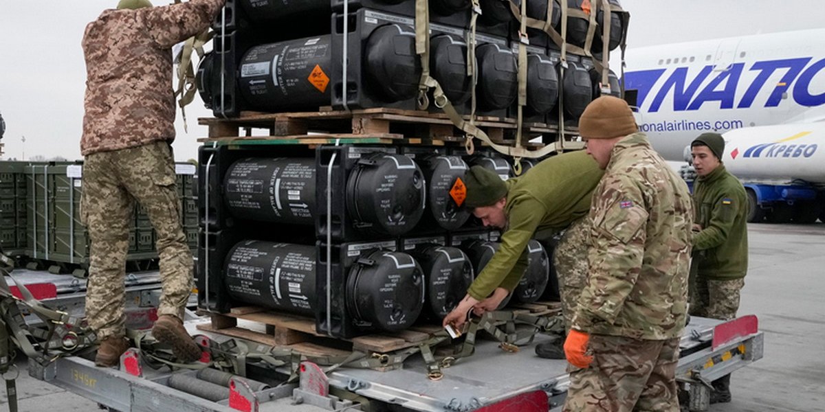 СМИ: секретное подразделение Минобороны Германии за две недели вооружает Украину СМИ: секретное подразделение Минобороны Германии за две недели вооружает Украину