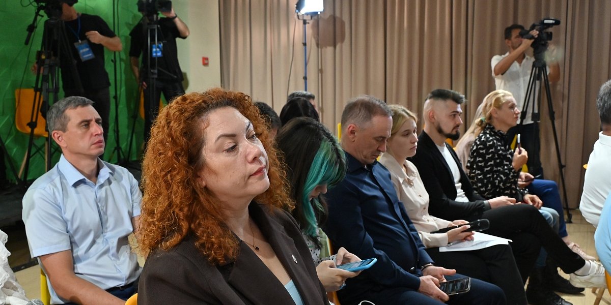 В Сочи завершилась &laquo;Прямая линия&raquo; &mdash; 2026: более 1300 вопросов и почти 4 часа в эфире