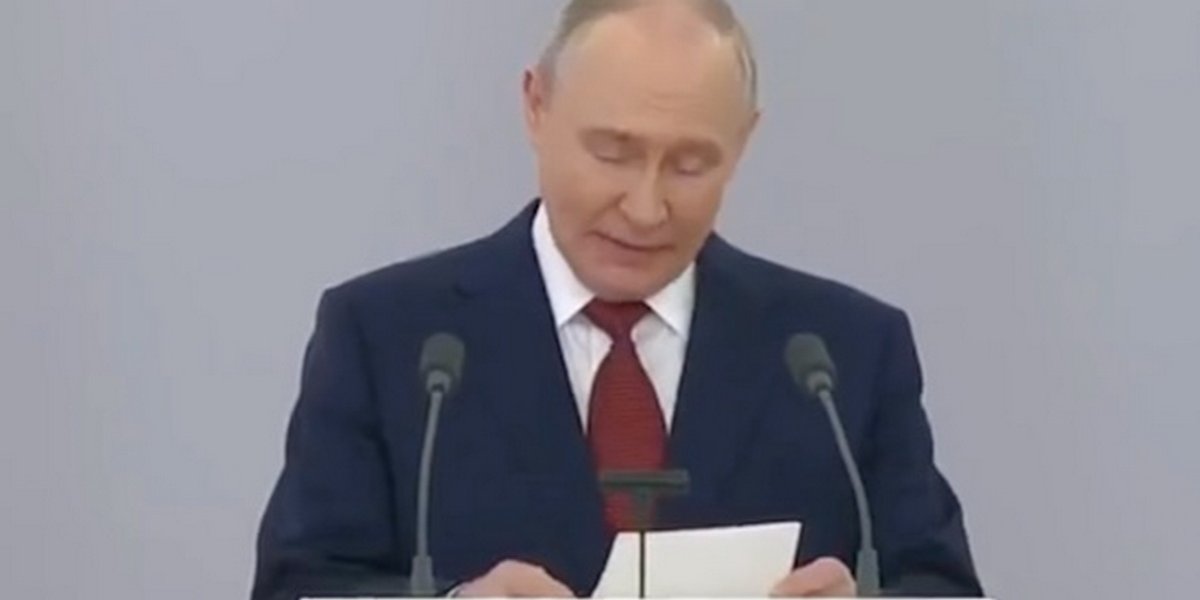 Путин засекретил данные о российском ТЭК: под запрет попали экспорт нефти и продажи топлива Путин засекретил данные о российском ТЭК: под запрет попали экспорт нефти и продажи топлива