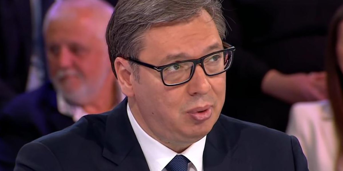 Вучич ушел с поста президента Сербии и идет в премьеры