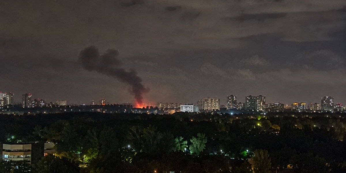 Атака БПЛА на Москву сегодня, 1 сентября 2026: взрывы в Подмосковье, работает ПВО — последние новости к вечеру Атака БПЛА на Москву сегодня, 1 сентября 2026: взрывы в Подмосковье, работает ПВО — последние новости к вечеру
