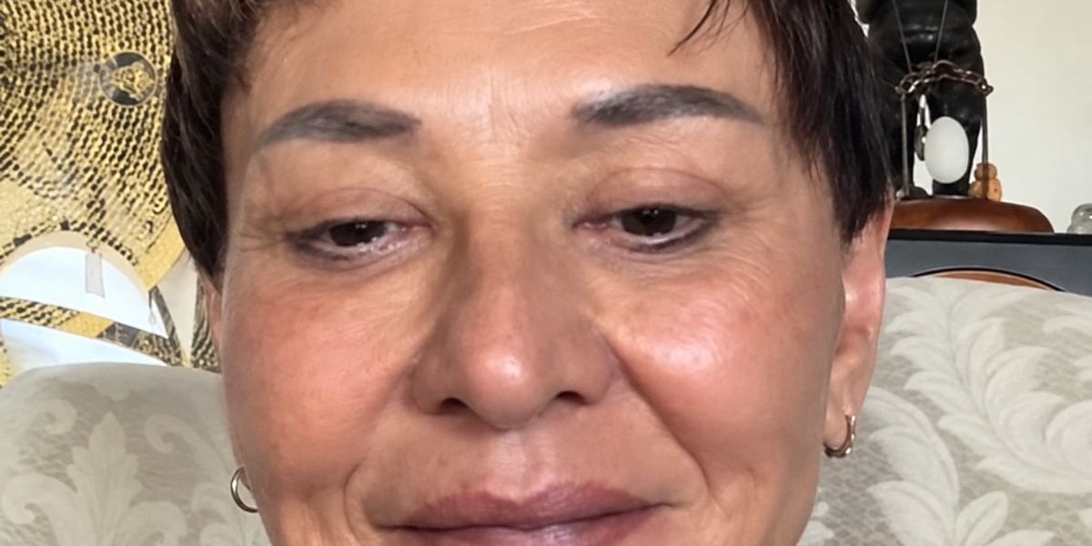 Ирина Хакамада без макияжа и очков: 71-летняя звезда показала себя без фильтров и ретуши &mdash; &laquo;Без прикрас&raquo;