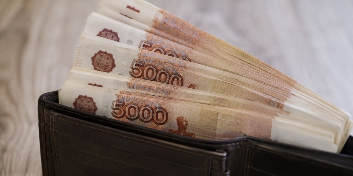 Средняя зарплата в России выросла до 114 743 рублей: Росстат назвал данные за июнь 2026 года Средняя зарплата в России выросла до 114 743 рублей: Росстат назвал данные за июнь 2026 года