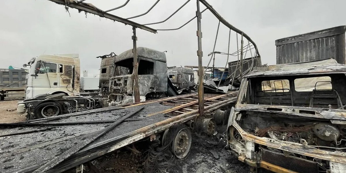 Взрывы в Подмосковье после атаки БПЛА: есть погибшие и раненые, повреждены 19 машин, под завалами могут быть люди (ФОТО) Взрывы в Подмосковье после атаки БПЛА: есть погибшие и раненые, повреждены 19 машин, под завалами могут быть люди (ФОТО)