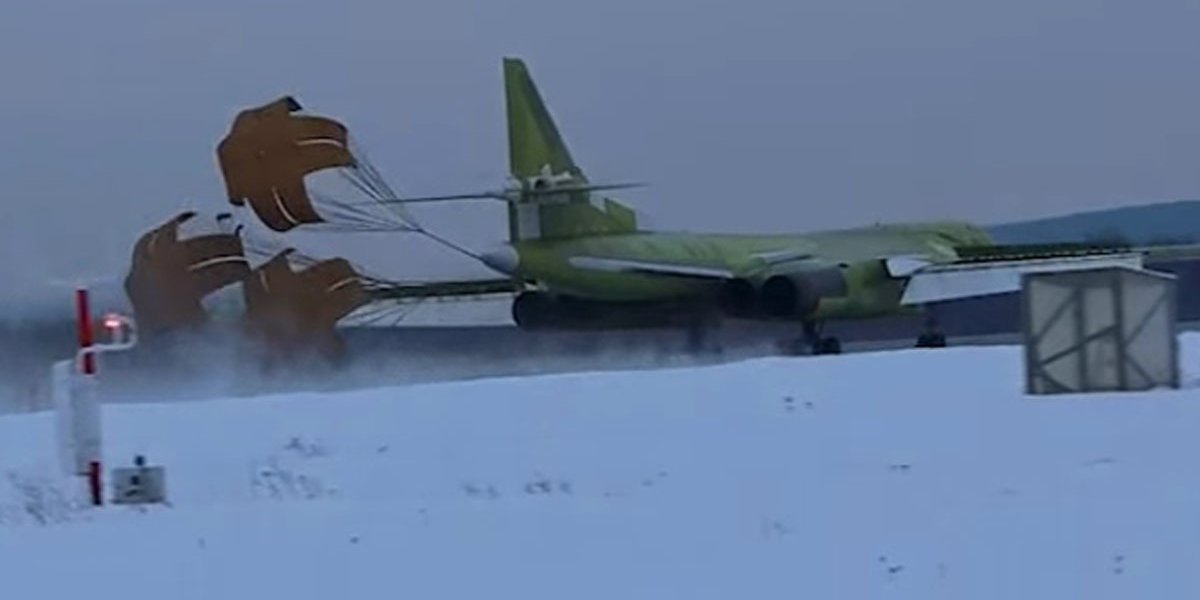 Россия возобновляет серийное производство стратегических ракетоносцев Ту-160М Россия возобновляет серийное производство стратегических ракетоносцев Ту-160М