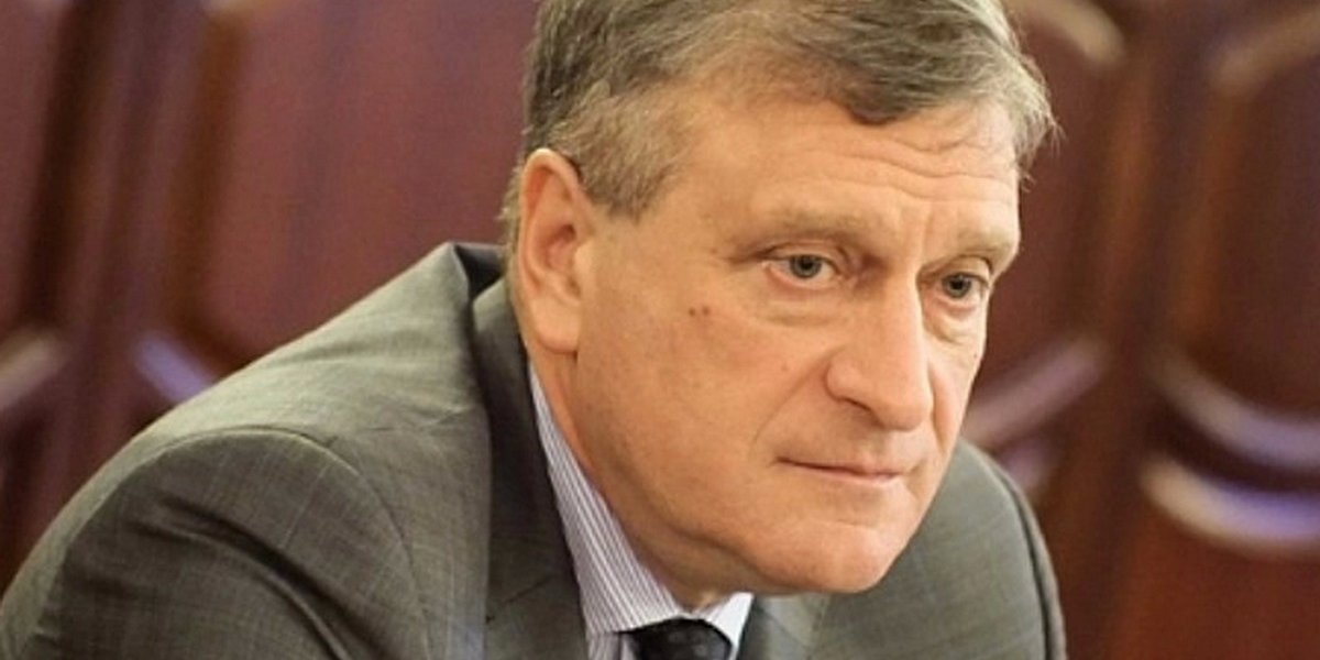 Гендиректор «Патриота» задержан по делу о взятке в 80 млн рублей вслед за двумя замами Гендиректор «Патриота» задержан по делу о взятке в 80 млн рублей вслед за двумя замами
