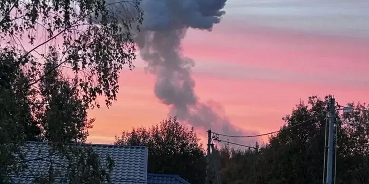 Shot: семь погибших и четверо пропавших — взрывы разрушили цех химзавода в Подмосковье (ВИДЕО) Shot: семь погибших и четверо пропавших — взрывы разрушили цех химзавода в Подмосковье (ВИДЕО)