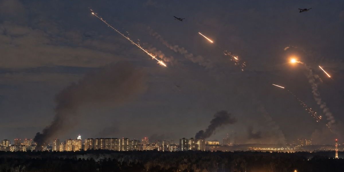 Взрывы во Владимире сегодня, 16 октября 2026: атака БПЛА, работа ПВО и последствия — что известно Взрывы во Владимире сегодня, 16 октября 2026: атака БПЛА, работа ПВО и последствия — что известно
