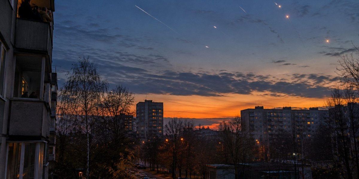 Взрывы в Подмосковье 26 октября 2026: 290 сбитых БПЛА над регионами, данных о пострадавших нет — последние новости Взрывы в Подмосковье 26 октября 2026: 290 сбитых БПЛА над регионами, данных о пострадавших нет — последние новости