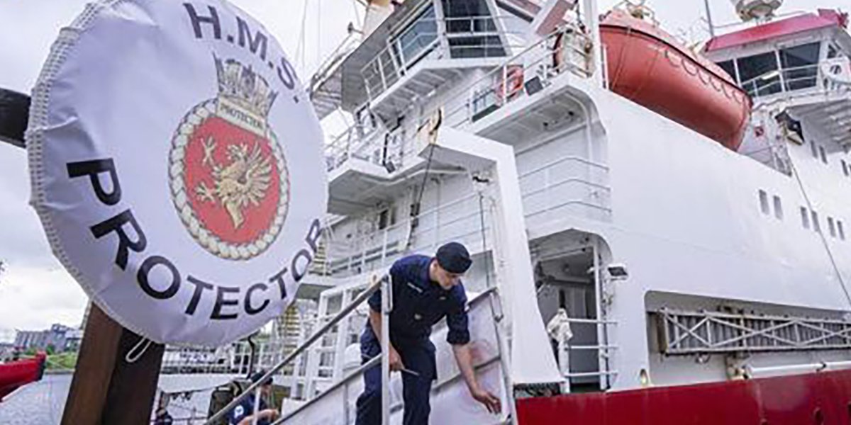 Британские ВМС остались без единственного ледокола