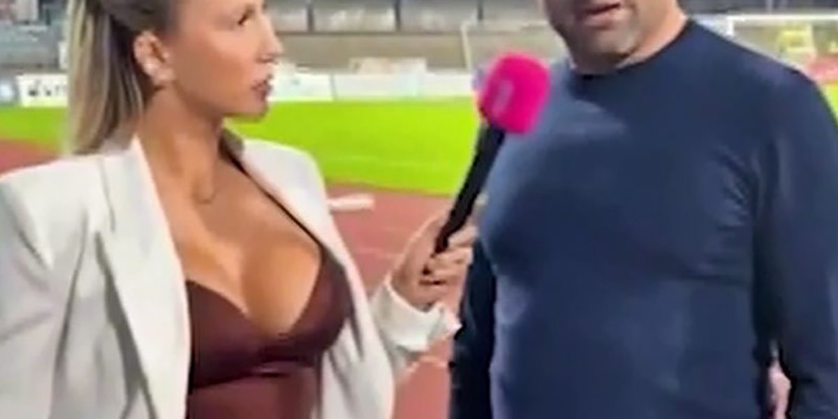 «Жена запретила смотреть»: тренер ни разу не взглянул на декольте журналистки и стал мемом (ВИДЕО) «Жена запретила смотреть»: тренер ни разу не взглянул на декольте журналистки и стал мемом (ВИДЕО)