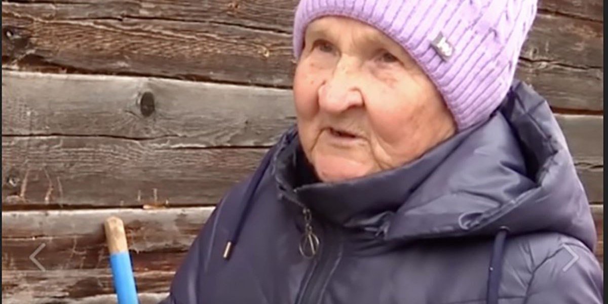 Пенсионерка отбилась от медведя кастрюлей в Красноярском крае: зверь выломал окно в доме в Енисейском округе Пенсионерка отбилась от медведя кастрюлей в Красноярском крае: зверь выломал окно в доме в Енисейском округе