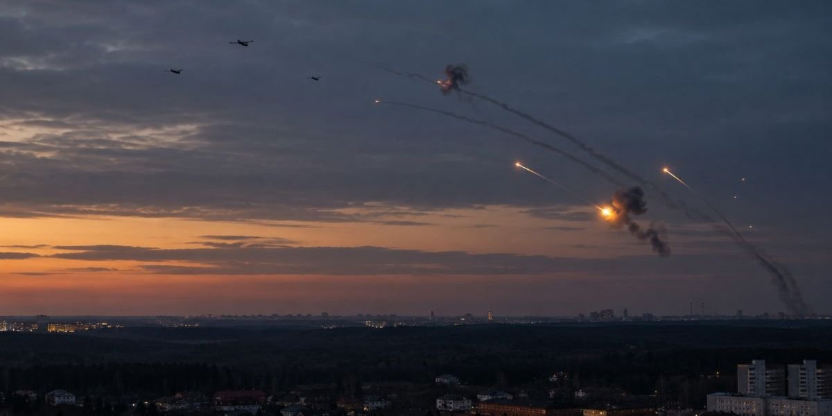 Взрывы в Подмосковье сегодня, 19 октября 2026: куда летели беспилотники и сколько дронов сбили ночью Взрывы в Подмосковье сегодня, 19 октября 2026: куда летели беспилотники и сколько дронов сбили ночью
